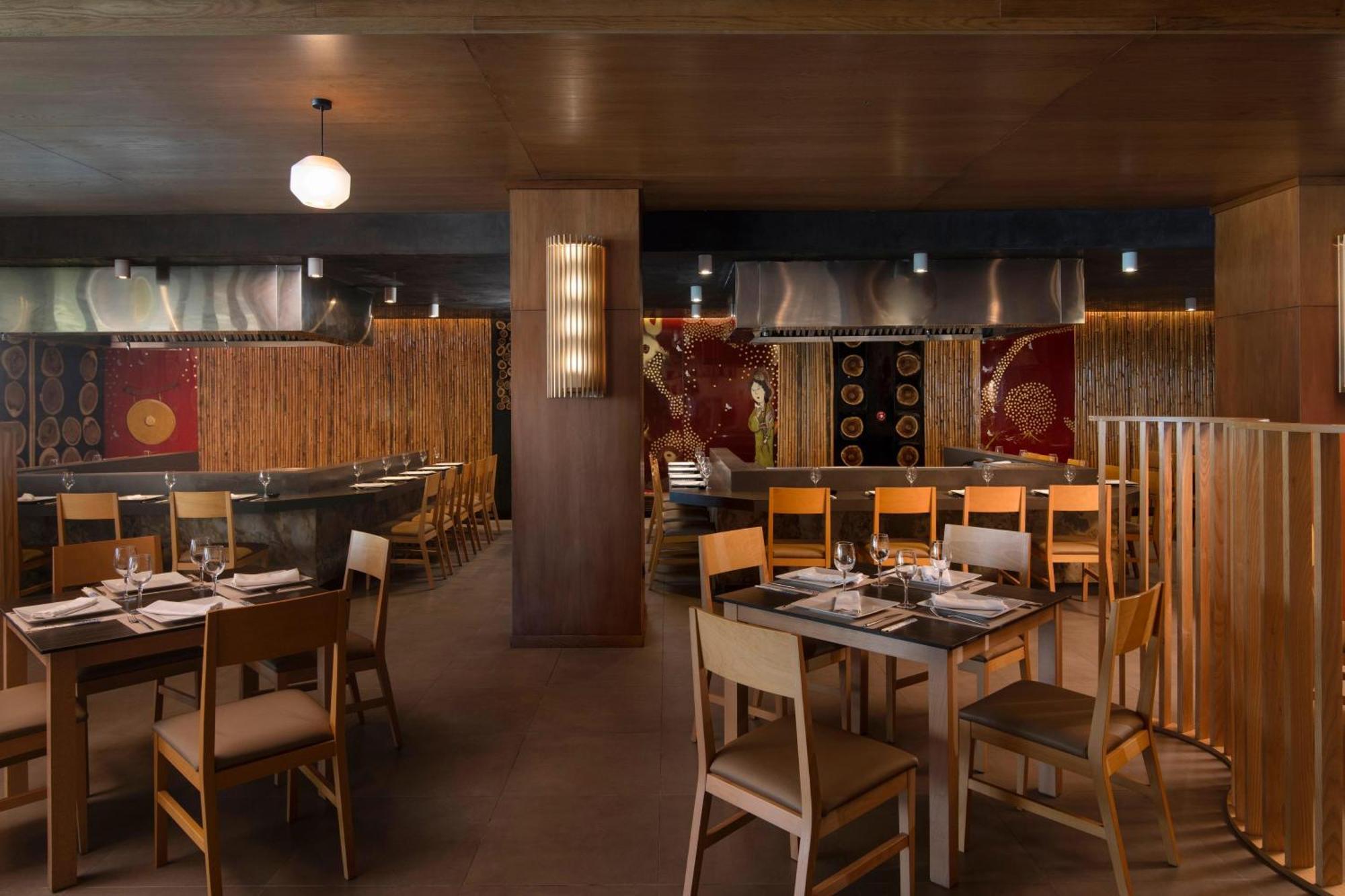 Serenade Punta Cana Beach & Spa Resort Exterior foto Interior of the restaurant