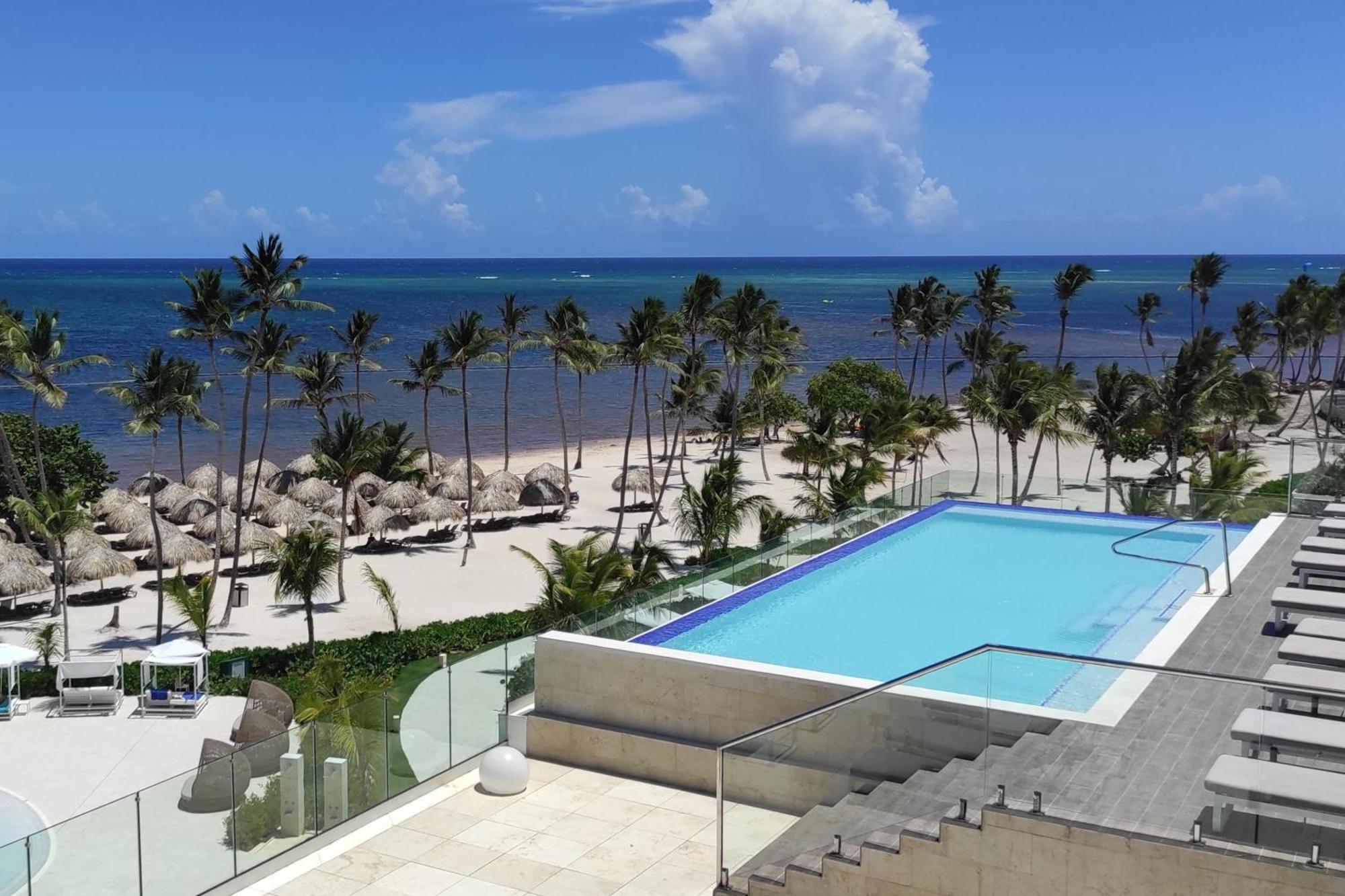 Serenade Punta Cana Beach & Spa Resort Exterior foto Hard Rock Hotel & Casino Punta Cana